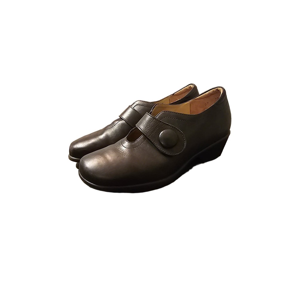 Kumfs black size 37 size 7‎ shoe